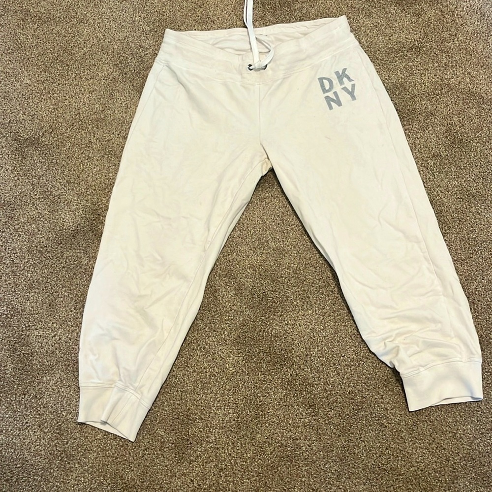 DKNY Green Bay Packers capris